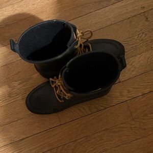 Sperry Black and Tan Women's Rain Boots